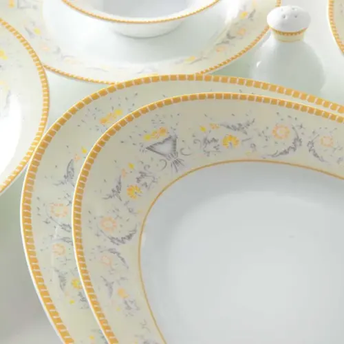 سرویس غذا خوری 35 پارچه شهرزاد جنوا چینی زرین