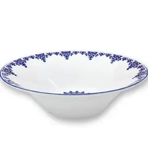 کاسه سالاد خوری