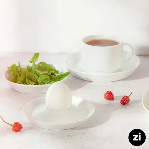 جای تخم مرغ تخت چینی زرین Zi فرم اس 17 سفید