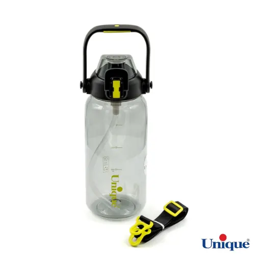 بطری آب پلاستیکی